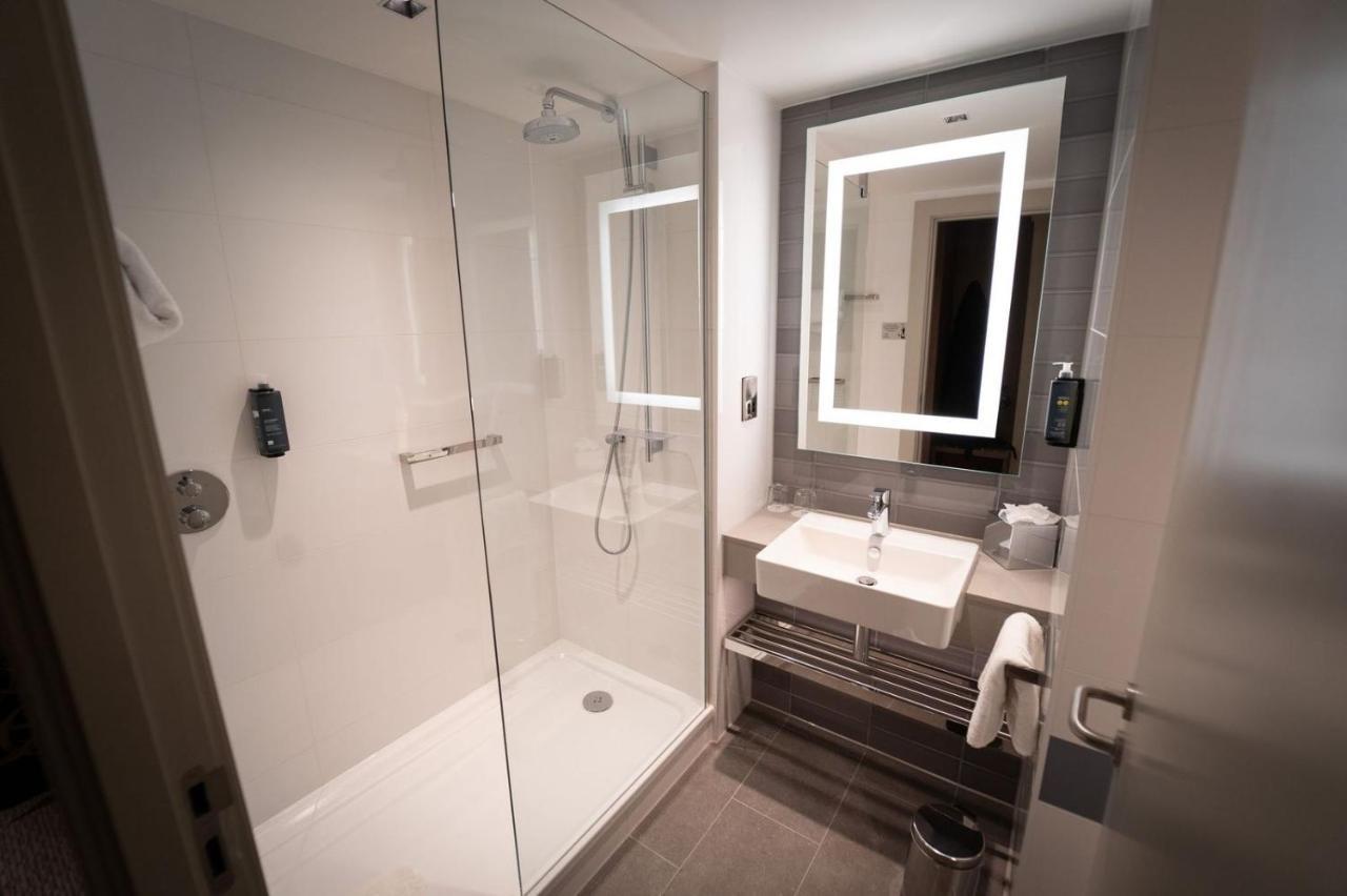 Clayton Hotel Glasgow City Bagian luar foto