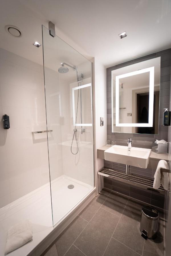 Clayton Hotel Glasgow City Bagian luar foto